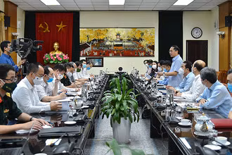 Toàn cảnh cuộc họp.