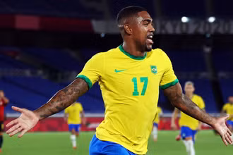 Malcom là người ấn định chiến thắng cho U23 Brazil. (Ảnh: Reuters)