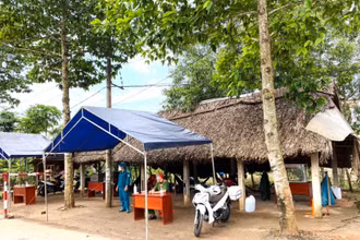 Chốt kiểm soát dịch Covid-19, nơi Thiếu tá Trương Huy Dũng đang làm nhiệm vụ.