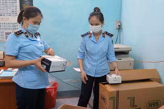 Số hàng hóa y tế phòng, chống Covid-19 không có giấy tờ hợp pháp bị tạm giữ. 