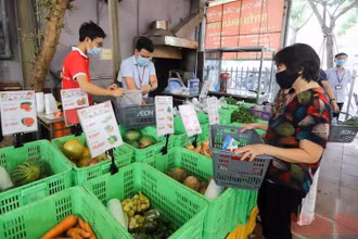 Hà Nội triển khai điểm bán hàng lưu động phục vụ người dân khi giãn cách