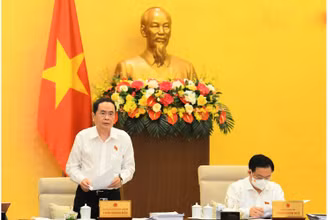 Phó Chủ tịch Thường trực Quốc hội Trần Thanh Mẫn phát biểu ý kiến tại phiên họp.