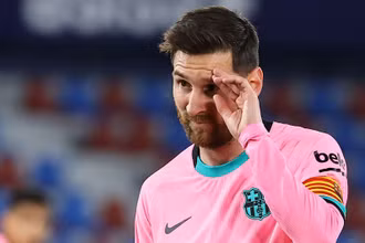 Lionel Messi đang đối mặt với tương lai vô định khi rời Barca. (Ảnh: Goal) 