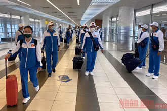 Các đội tuyển Quân đội nhân dân Việt Nam đã tới sân bay quốc tế Sheremetyevo tại thủ đô Moscow, Liên bang Nga.