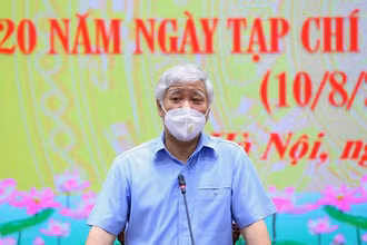 Bí thư Trung ương Đảng, Chủ tịch Ủy ban Trung ương Mặt trận Tổ quốc Việt Nam Đỗ Văn Chiến phát biểu tại buổi lễ.
