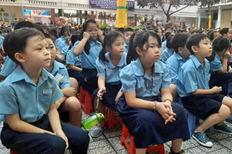 Học sinh trường Tiểu học Đinh Tiên Hoàng, quận 1, TP Hồ Chí Minh. (Ảnh chụp trước khi dịch Covid-19 bùng phát)