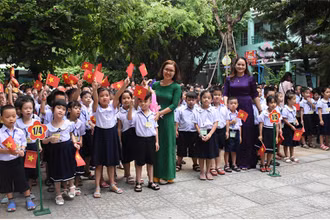 Hàng nghìn học sinh TP Đà Nẵng đã phải nhập học năm học 2020-2021 bằng lễ khai giảng trực tuyến. (Ảnh nguồn: trên NDĐT)