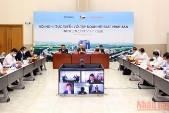 Hội nghị trực tuyến với Tập đoàn NTT East.