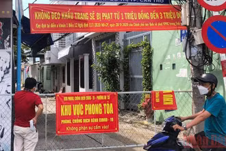 Phong tỏa hẻm 125 Hoàng Văn Thụ, phường An Cư, quận Ninh Kiều, TP Cần Thơ nơi phát hiện nhiều ca F0.