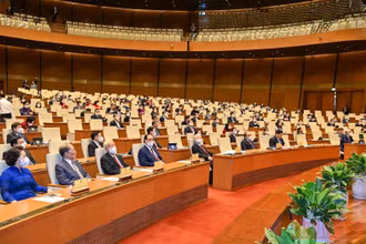 Các đồng chí lãnh đạo, nguyên lãnh đạo Đảng, Nhà nước và các đại biểu tại phiên khai mạc. (Ảnh: Duy Linh - Thủy Nguyên)