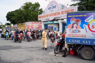 Sóc Trăng tổ chức đón và hỗ trợ người dân trở về từ các tỉnh, thành phố.