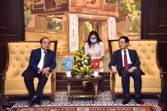 Bộ trưởng Thông tin và Truyền thông Nguyễn Mạnh Hùng đã tiếp đón và làm việc với Tổng thư ký Liên minh Viễn thông quốc tế (ITU) Houlin Zhou.