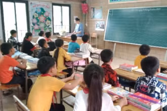Một buổi học tại Trường tiểu học Lũng Luông, xã Thượng Nung, huyện Võ Nhai.