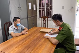 Đối tượng An tại cơ quan công an.