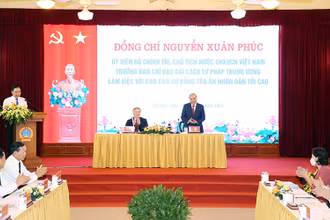 Chủ tịch nước Nguyễn Xuân Phúc phát biểu tại buổi làm việc. (Ảnh: TTXVN)