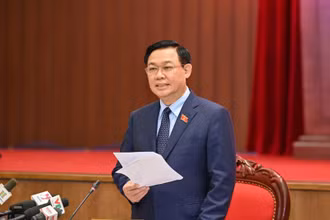 Chủ tịch Quốc hội Vương Đình Huệ phát biểu tại Hội nghị. (Ảnh: DUY LINH)
