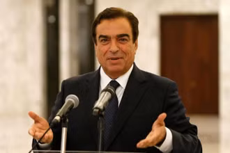 Bộ trưởng Thông tin Liban George Kordahi phát biểu tại một cuộc họp báo. (Ảnh: Reuters)