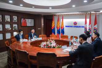 Quang cảnh buổi làm việc. 