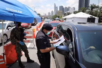 Lệnh kiểm soát di chuyển sẽ có hiệu lực từ ngày 11-5. (Ảnh: Reuters)