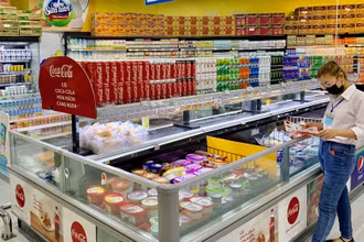 Từ tối 18-5, các quầy hàng kinh doanh mặt hàng không thiết yếu tại các chợ và trung tâm mua sắm tại Hải Phòng phải dừng hoạt động.
