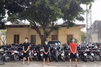 Ba đối tượng cho vay lấy lãi ​nặng trong giao dịch dân sự bị bắt giữ.