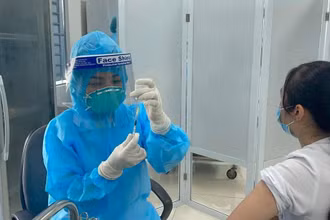 Mở rộng đối tượng và phạm vi tiêm chủng phòng Covid-19 đợt 3