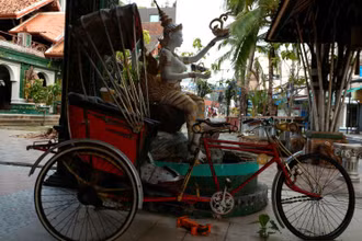 Bên ngoài một khách sạn đã đóng cửa tại Phukhet. (Ảnh: Bưu điện Bangkok)