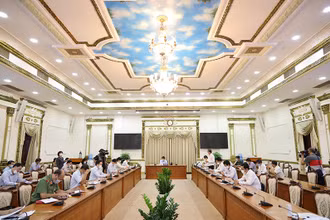 Quang cảnh cuộc họp Ban chỉ đạo phòng, chống dịch Covid-19 TP Hồ Chí Minh sáng 27-5.
