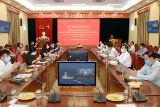 Toàn cảnh hội thảo khoa học “Đồng chí Phùng Chí Kiên với cách mạng Việt Nam và quê hương Nghệ An” tại điểm cầu Hà Nội.