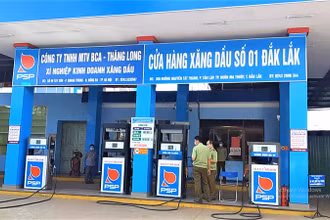 Đoàn kiểm tra liên ngành tỉnh Đắk Lắk kiểm tra và phát hiện Cửa hàng xăng dầu 01 Đắk Lắk hoạt động không phép.
