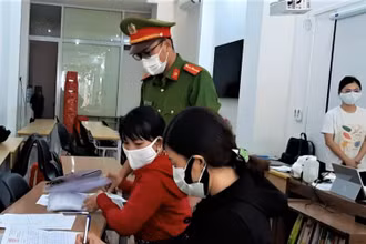Đoàn kiểm tra tiến hành lập biên bản vi phạm đối với chủ cơ sở trên để xử lý theo quy định của pháp luật.