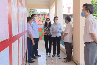 Kiểm tra công tác chuẩn bị bầu cử tại huyện Thanh Liêm.