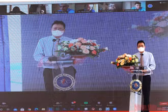 GS, Viện sĩ Châu Văn Minh, Chủ tịch Viện Hàn lâm Khoa học và Công nghệ Việt Nam phát biểu chào mừng tại buổi lễ.