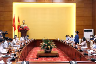 Đoàn công tác của Bộ Y tế làm việc tại Bắc Ninh về công tác phòng, chống dịch Covid-19
