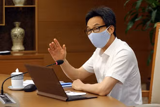 Phó Thủ tướng Vũ Đức Đam, Trưởng Ban Chỉ đạo chủ trì cuộc họp. (Ảnh: VGP)