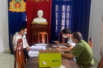 Đối tượng G.V.Q. tại cơ quan công an.