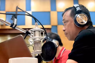 Bình luận viên Quang Tùng. (Ảnh: FBNV)