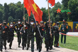 Các thành viên Đội tuyển Việt Nam ăn mừng chiến thắng sau khi hoàn thành giai đoạn thi đấu thứ 4 trong sáng 3/9. Ảnh: Báo Quân đội nhân dân điện tử