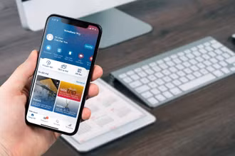 Khách hàng có thể gửi tiết kiệm mọi lúc, mọi nơi trên VietinBank iPay với ưu đãi lãi suất đến 0,4% một năm so với lãi suất niêm yết. (Ảnh: VietinBank)