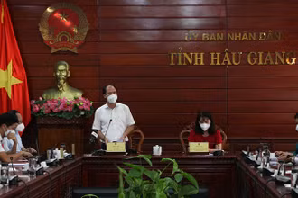 Quang cảnh buổi làm việc.