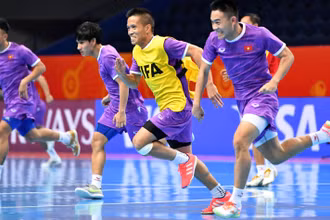 Các tuyển thủ đội tuyển futsal Việt Nam hướng đến kết quả khả quan nhất trước Đương kim Á quân thế giới Nga. (Ảnh: VFF)