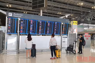 Đại dịch Covid-19 khiến lượng khách quốc tế tới Thái Lan sụt giảm nặng. (Ảnh: NAM ĐÔNG)