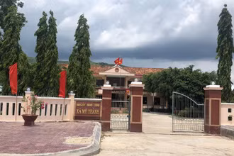 Trụ sở UBND xã Mỹ Thành, huyện Phù Mỹ, nơi ông Hợp đang giữ chức Chủ tịch.