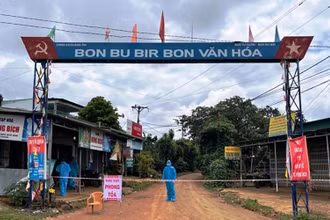 Một số khu vực trên địa bàn huyện Đắk R’Lấp tiếp tục phong tỏa để phòng, chống dịch bệnh Covid-19.