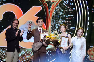 Các nghệ sĩ giành giải Mai Vàng năm 2020. (Ảnh: Ban Tổ chức cung cấp)