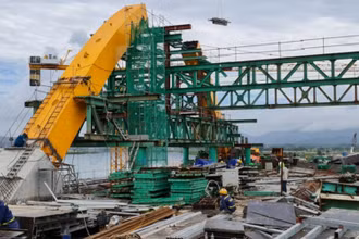 Công trình Cầu Cửa Lục 1 đang được đẩy nhanh tiến độ thi công, phấn đấu hoàn thành vào cuối năm 2021.