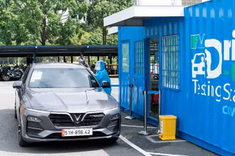 Trạm xét nghiệm theo mô hình Drive-Thru đầu tiên tại Việt Nam đi vào hoạt động.