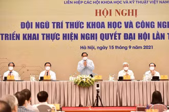 Thủ tướng Phạm Minh Chính tham dự Hội nghị “Đội ngũ trí thức khoa học và công nghệ Việt Nam triển khai thực hiện Nghị quyết Đại hội lần thứ XIII của Đảng”.