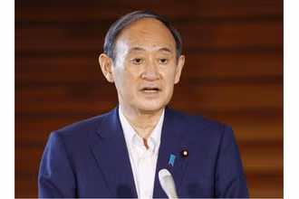 Thủ tướng Nhật Bản Suga Yoshihide phát biểu tại buổi họp báo ngày 3/9/2021. (Ảnh: Kyodo/Reuters)