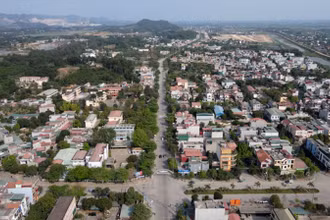 Cơ sở hạ tầng được phát triển đồng bộ - tạo thế và lực phát triển cho địa phương - góp phần đưa Bỉm Sơn là đơn vị đóng góp ngân sách số 1 cho tỉnh Thanh Hóa.